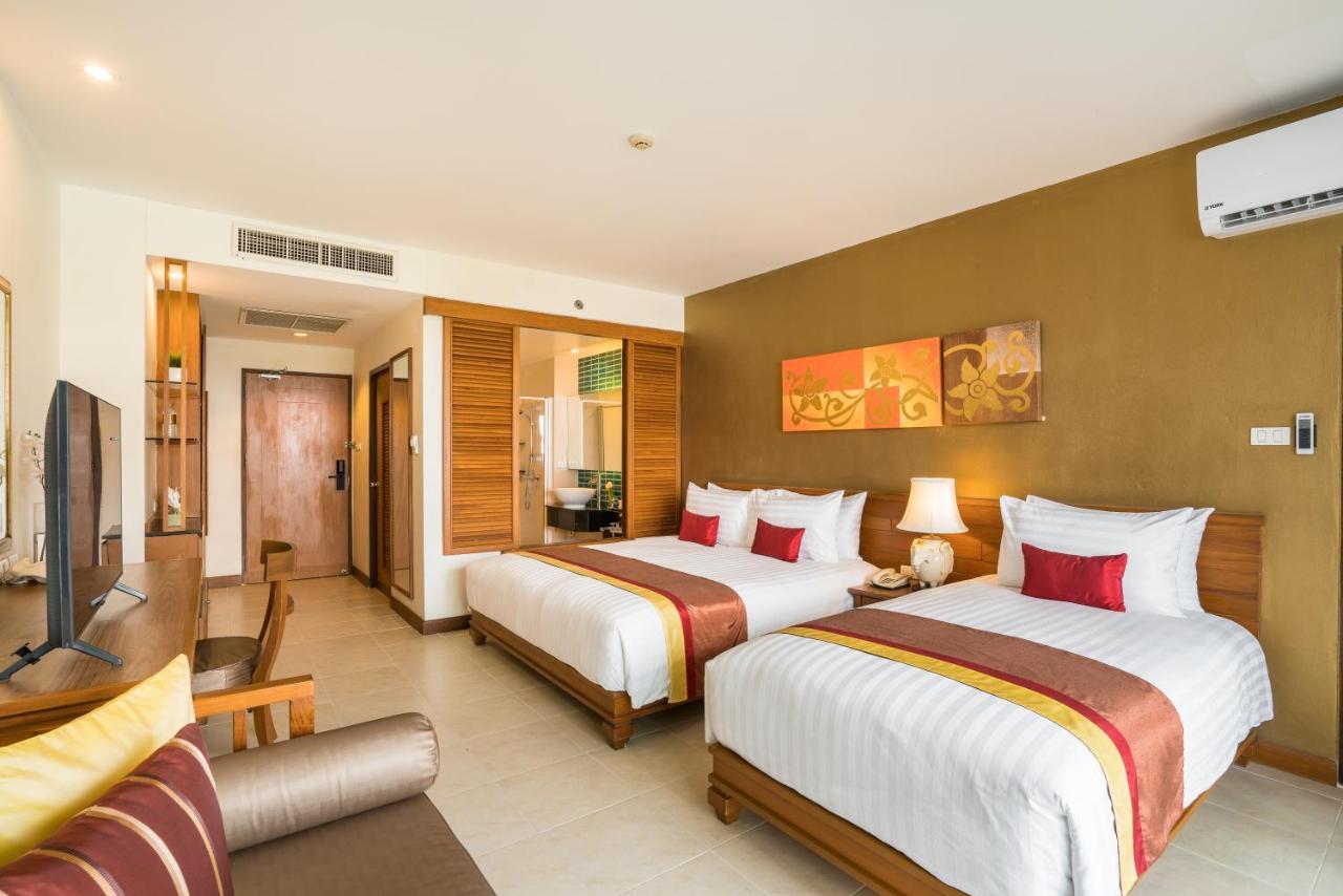 Cosy Beach Hotel - Sha Extra Plus Патая Екстериор снимка