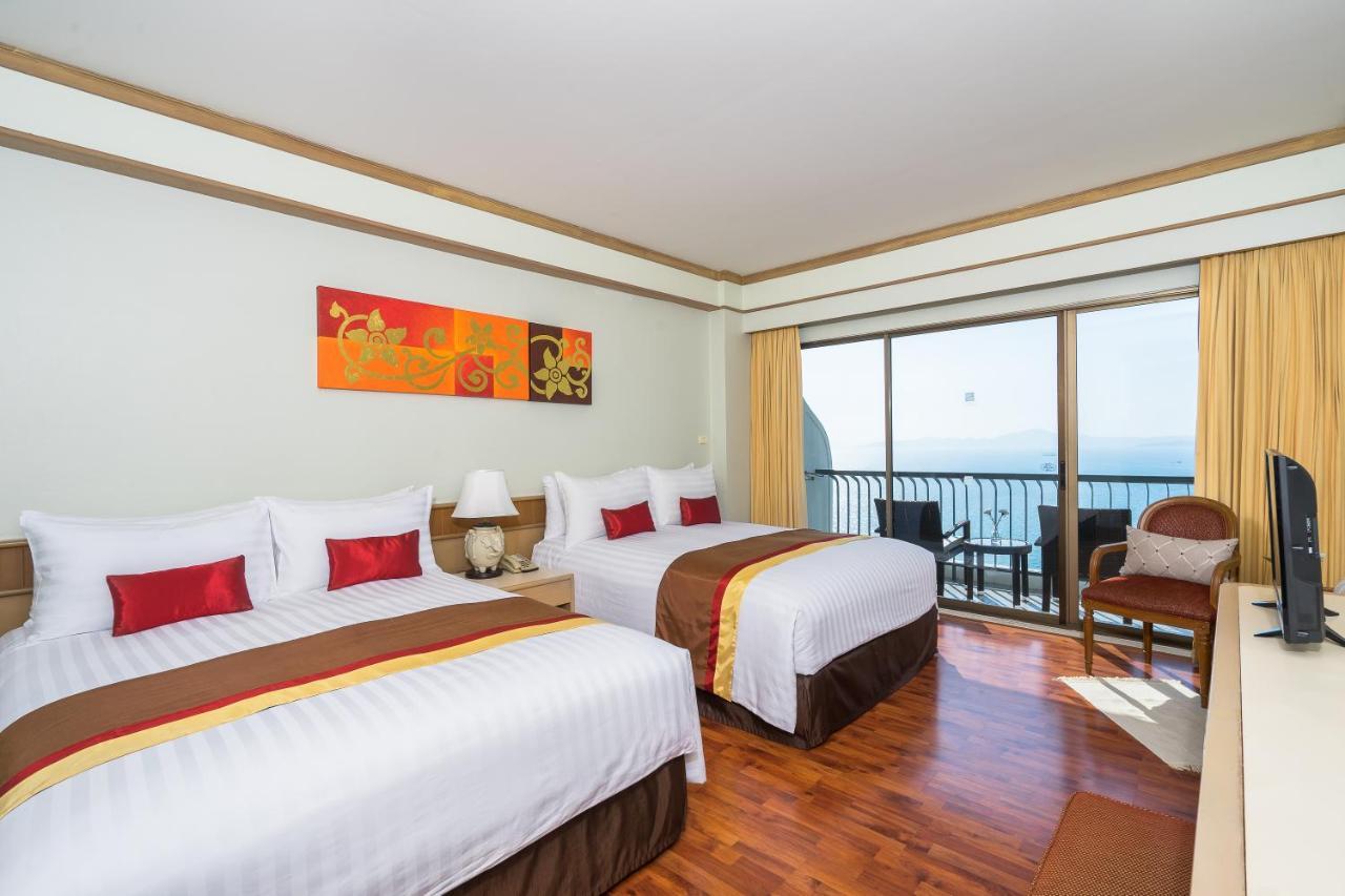Cosy Beach Hotel - Sha Extra Plus Патая Екстериор снимка