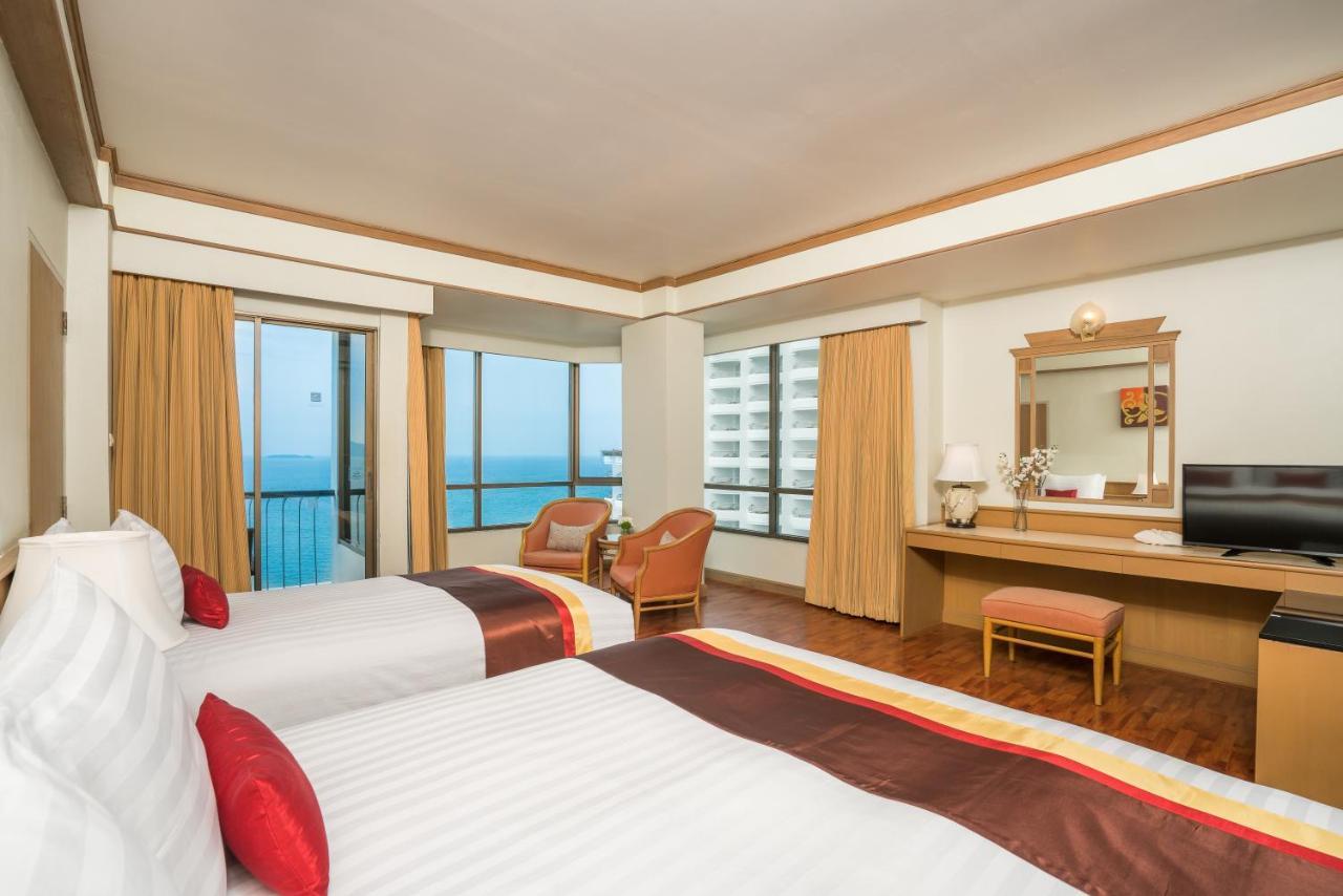 Cosy Beach Hotel - Sha Extra Plus Патая Екстериор снимка