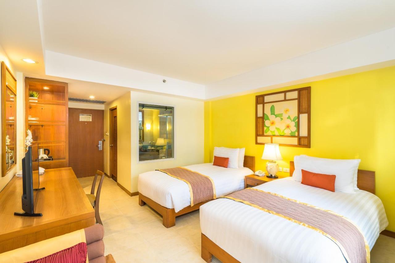 Cosy Beach Hotel - Sha Extra Plus Патая Екстериор снимка